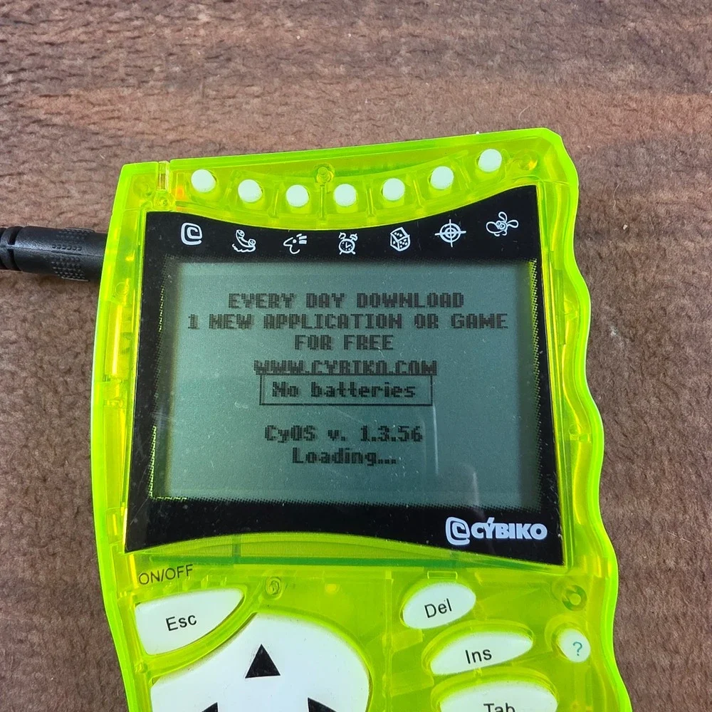 Cybiko CY6411 Handheld Computer Neon Green Good Vintage Wireless Console READ